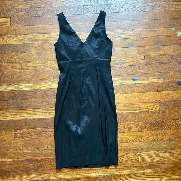 Calvin Klein black sateen deep V neck sheath Midi Dress size 2 - Picture 9 of 9